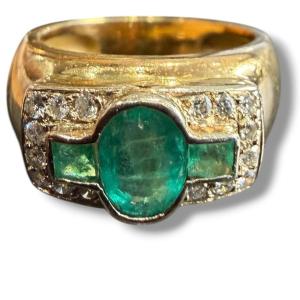 Art Deco Ring With Emerald And Diamonds