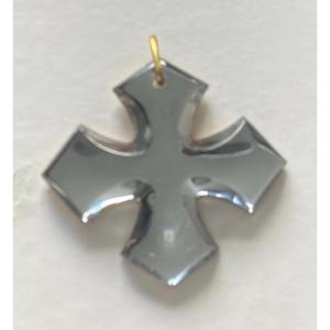 Baccarat Pendant With Cross Pattern In Crystal And Golden Metal