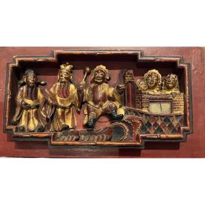 Bas Relief Chinois En Bois Rouge Et Doré