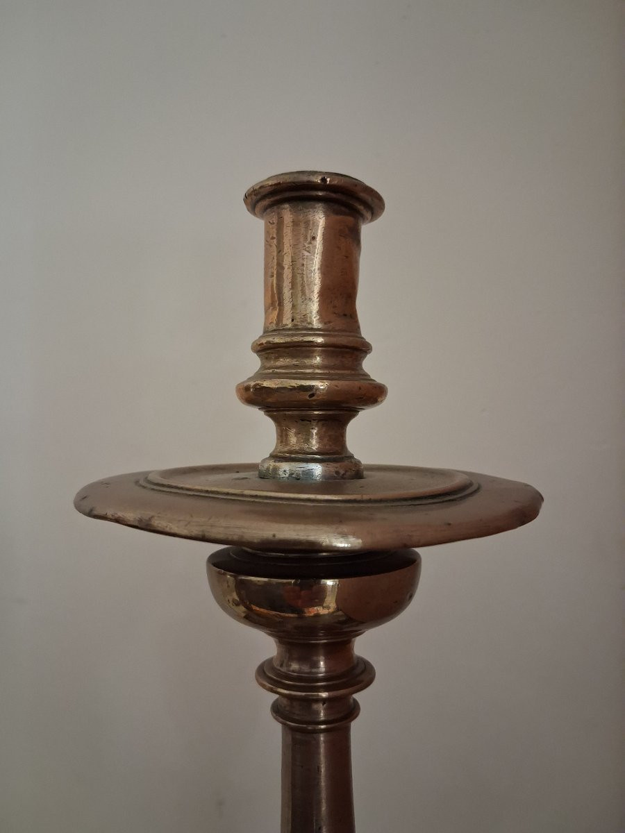 Two Candlesticks Forming A Pair... -photo-3