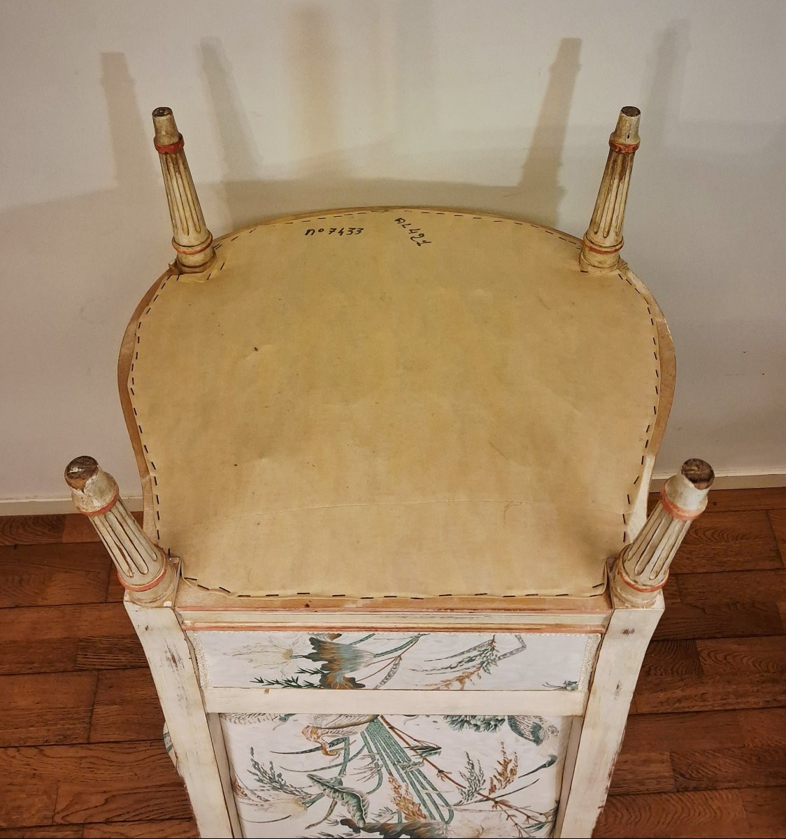 Paire de bergères de style Louis XVI-photo-3