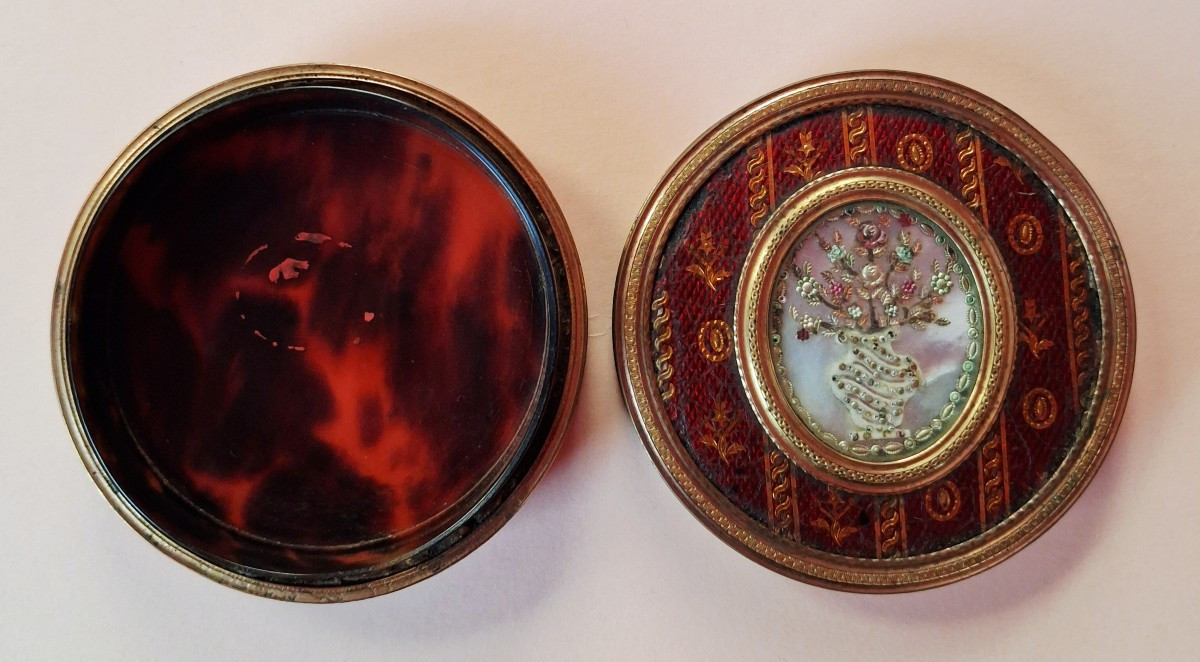 Small Round Box-photo-3