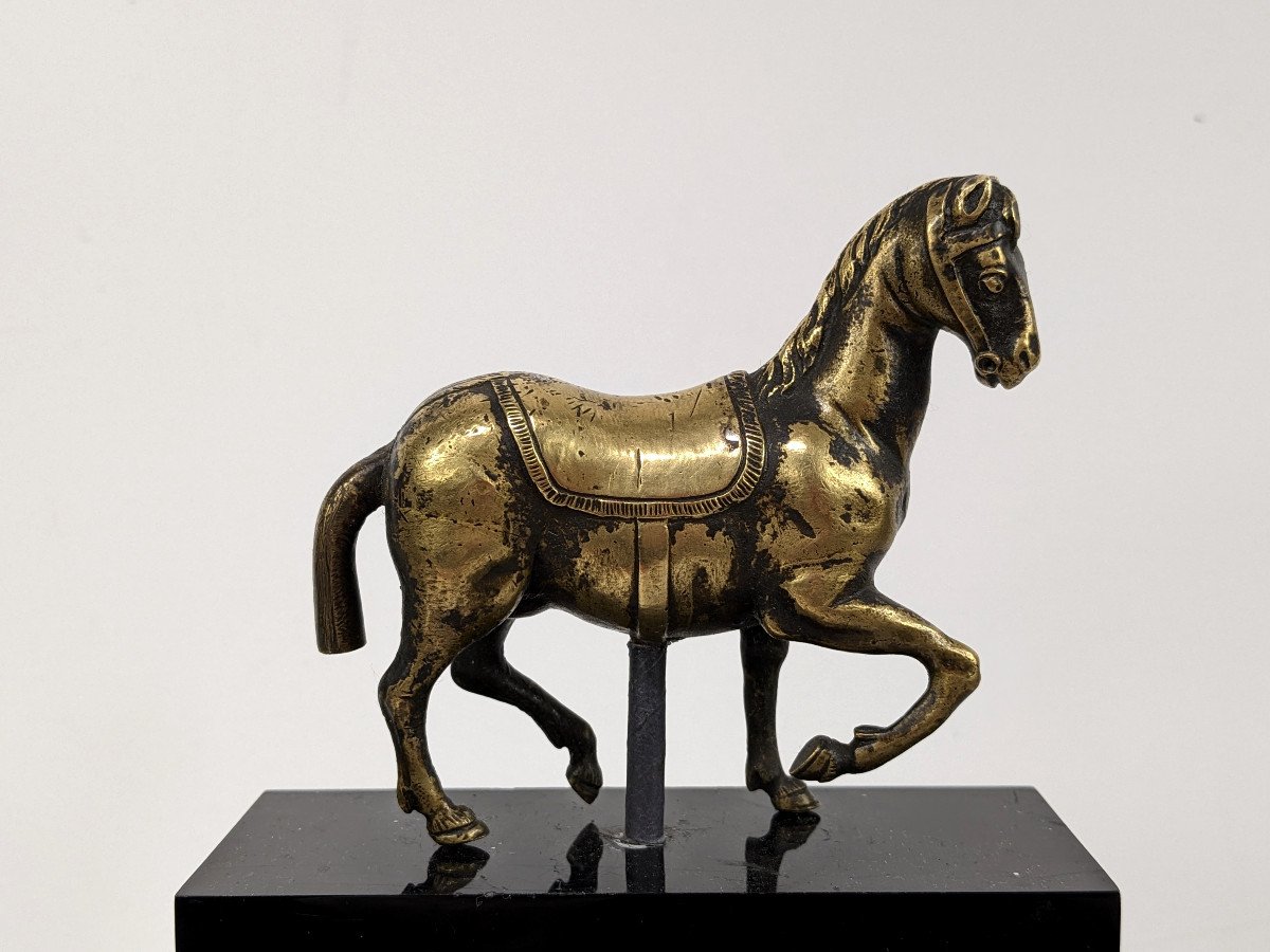 Cheval en bronze - Seconde moitié XVIIeme siècle-photo-4