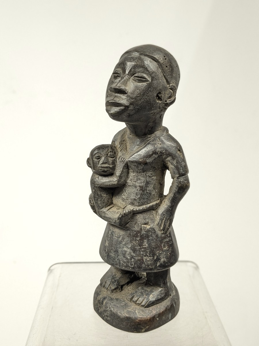 Bronze Maternity Ward - Benin Early 20th Century.-photo-2