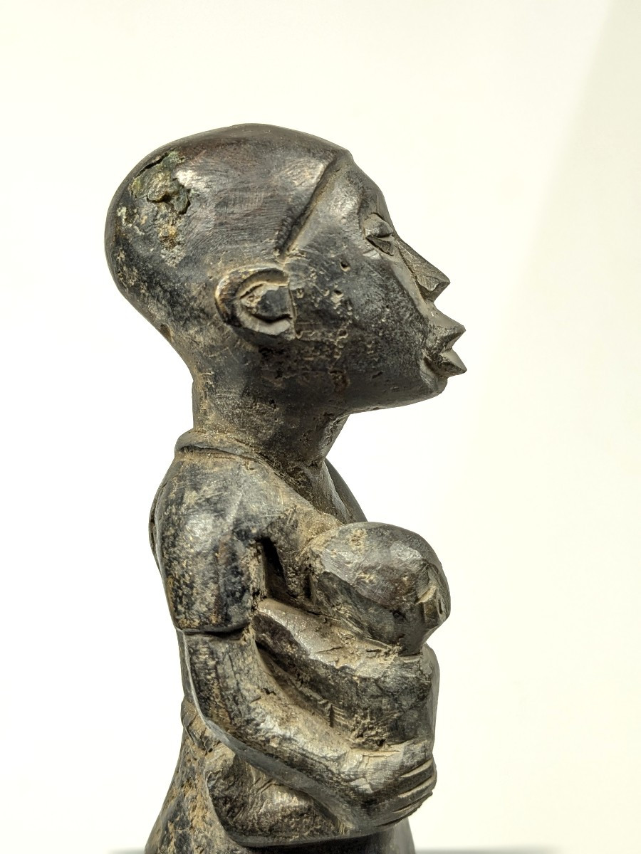 Bronze Maternity Ward - Benin Early 20th Century.-photo-1