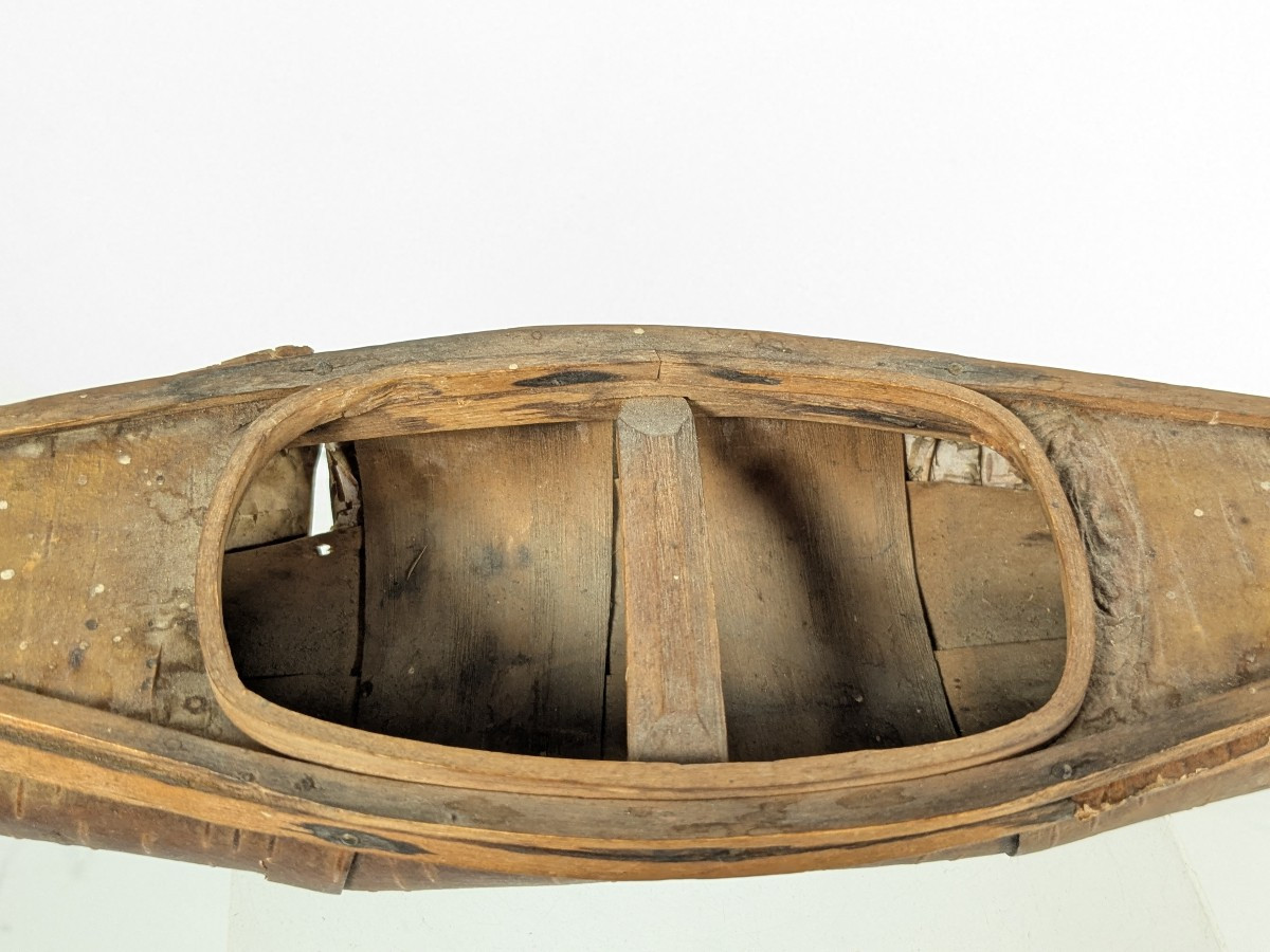 Miniature Boat - Canada Igonquin Indians Early 20th Century-photo-1
