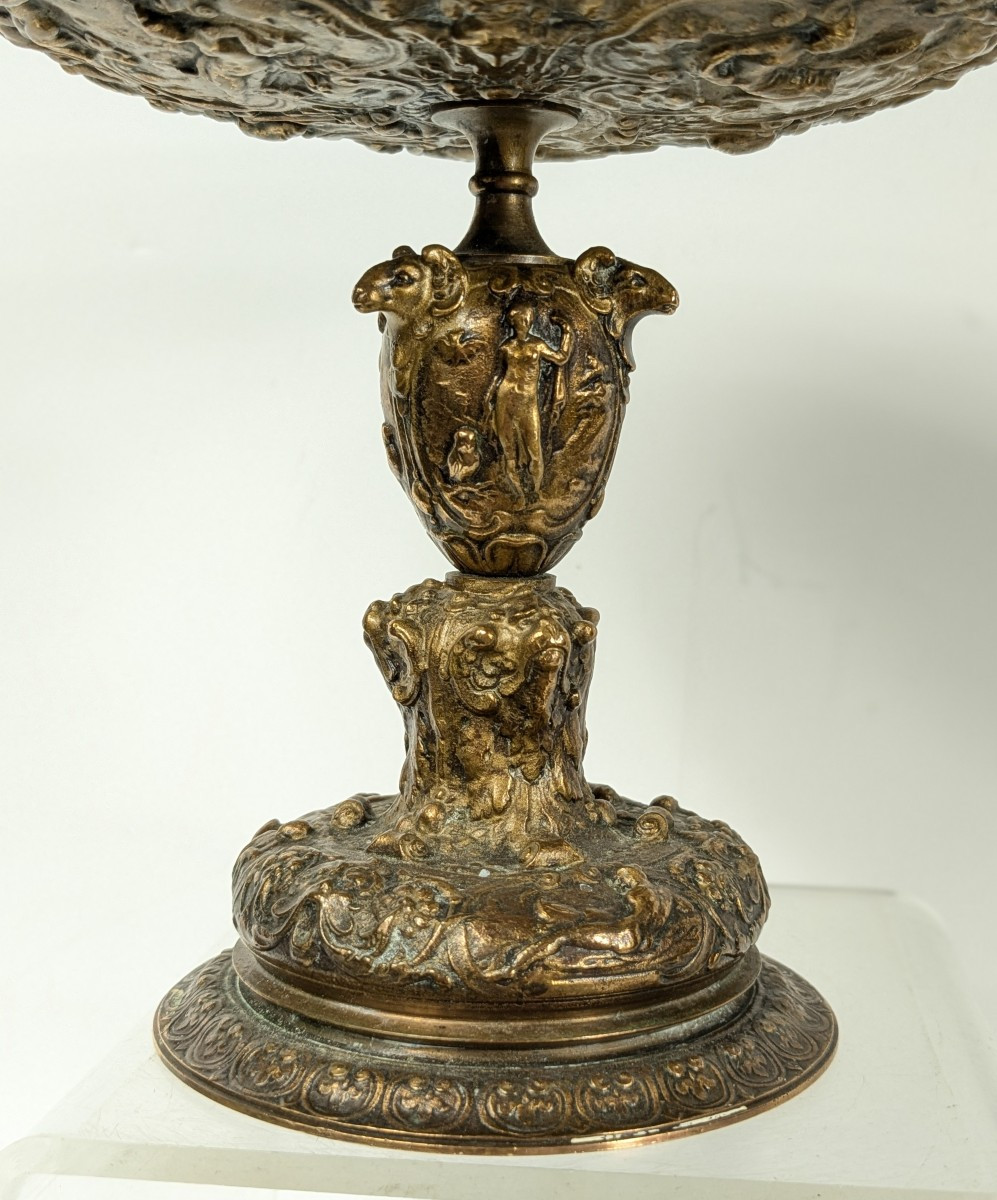 Footed Cup, Renaissance Decor, Bronze Circa 1860-photo-7