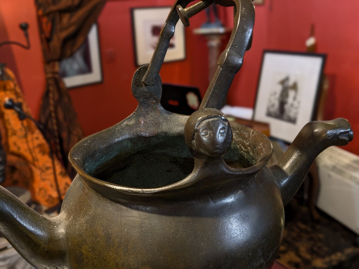 Verseuse en bronze, dans le style du XIIIe siècle - vers 1900-photo-2