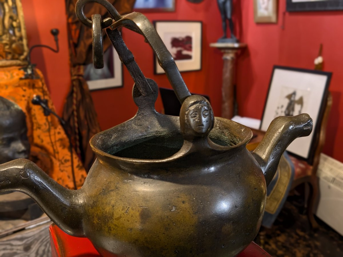 Verseuse en bronze, dans le style du XIIIe siècle - vers 1900-photo-5