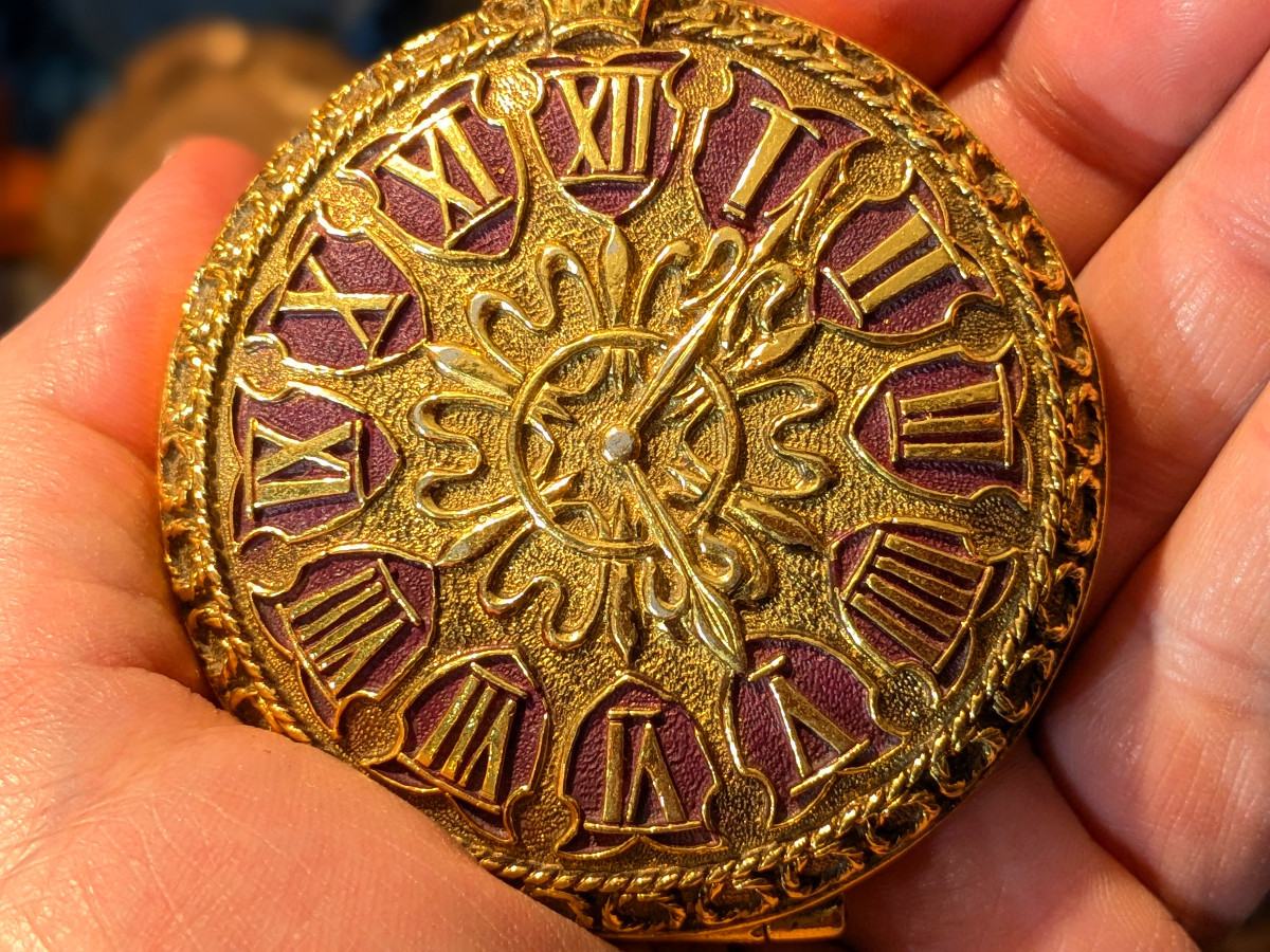 Trompe l'Oeil Powder Compact - Vintage 1950 - In The Shape Of A Pocket Watch-photo-3