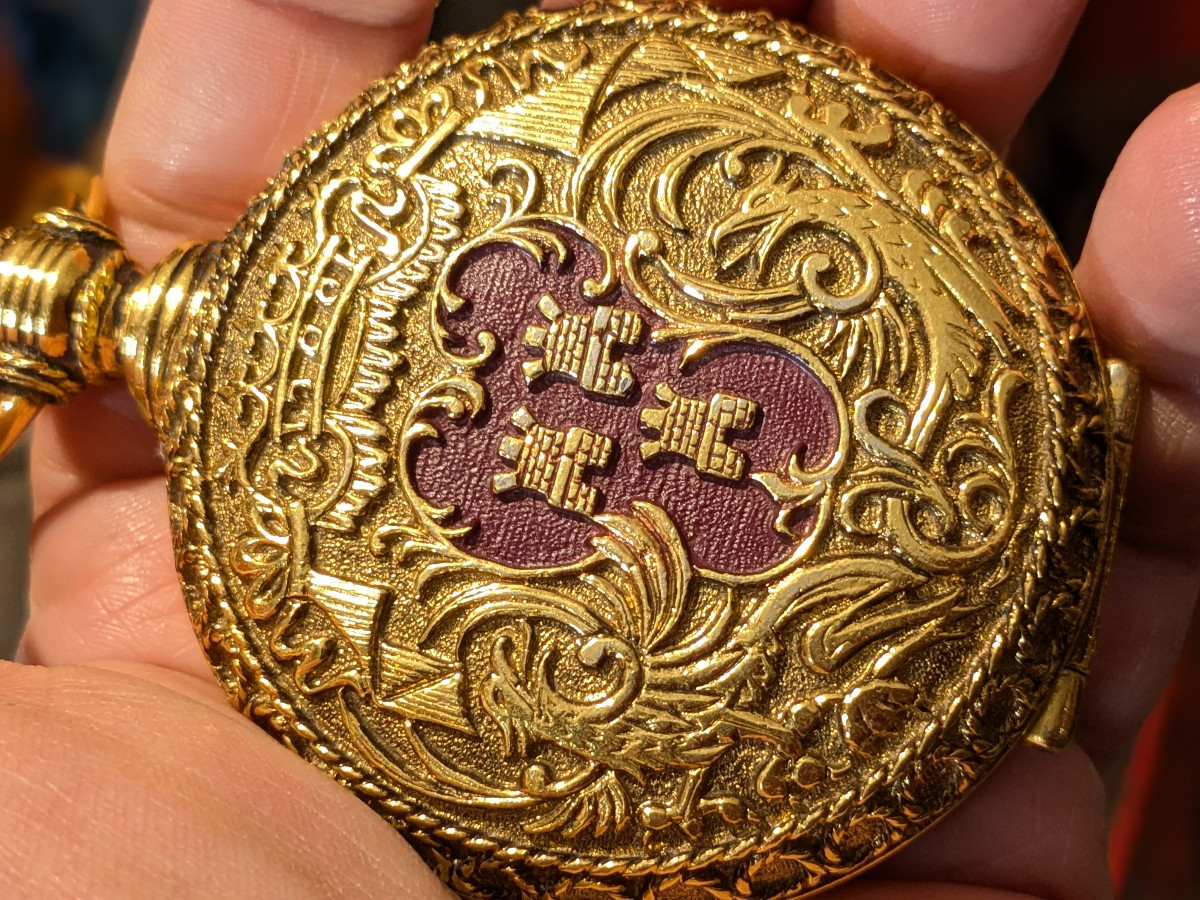 Trompe l'Oeil Powder Compact - Vintage 1950 - In The Shape Of A Pocket Watch-photo-4