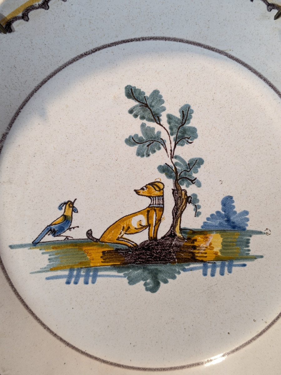 18th Century Plate With Dog And Bird Design --photo-2