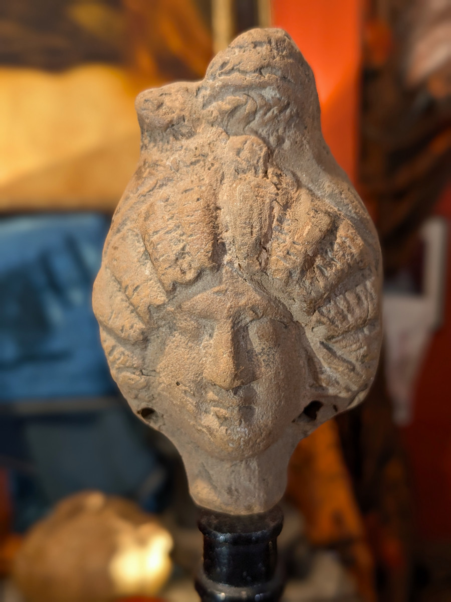 Head Of A Courtesan, Alexandria (?) Roman Period.-photo-2