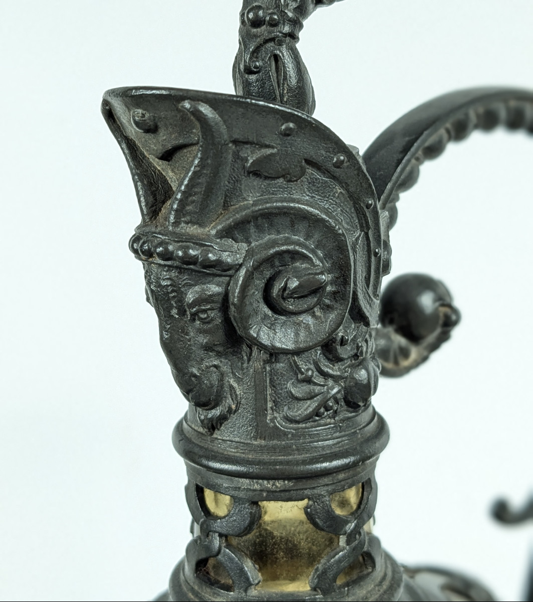 Petite aiguière néo Renaissance - étain - verre soufflé - XIXe siècle.-photo-1