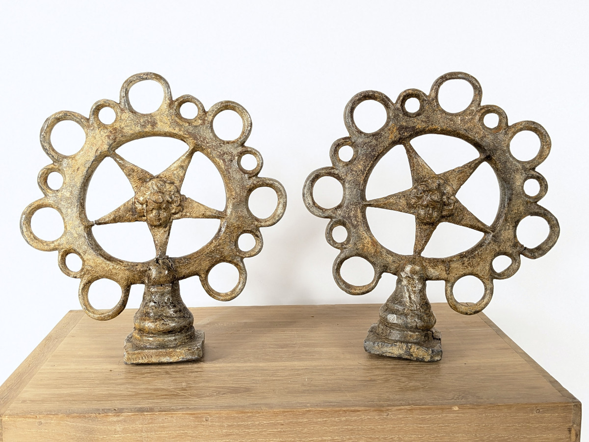 Ridge Elements With Solar Symbols And Putti - Lead - 18th Century