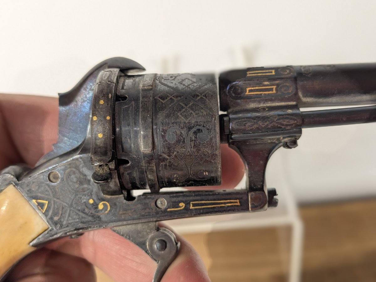 Small Lady's Pistol Circa 1870 - Gold Inlays-photo-3