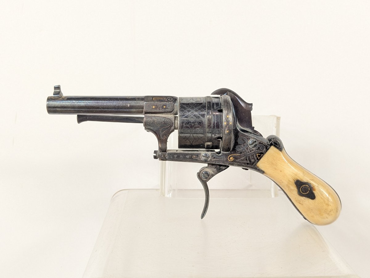 Small Lady's Pistol Circa 1870 - Gold Inlays
