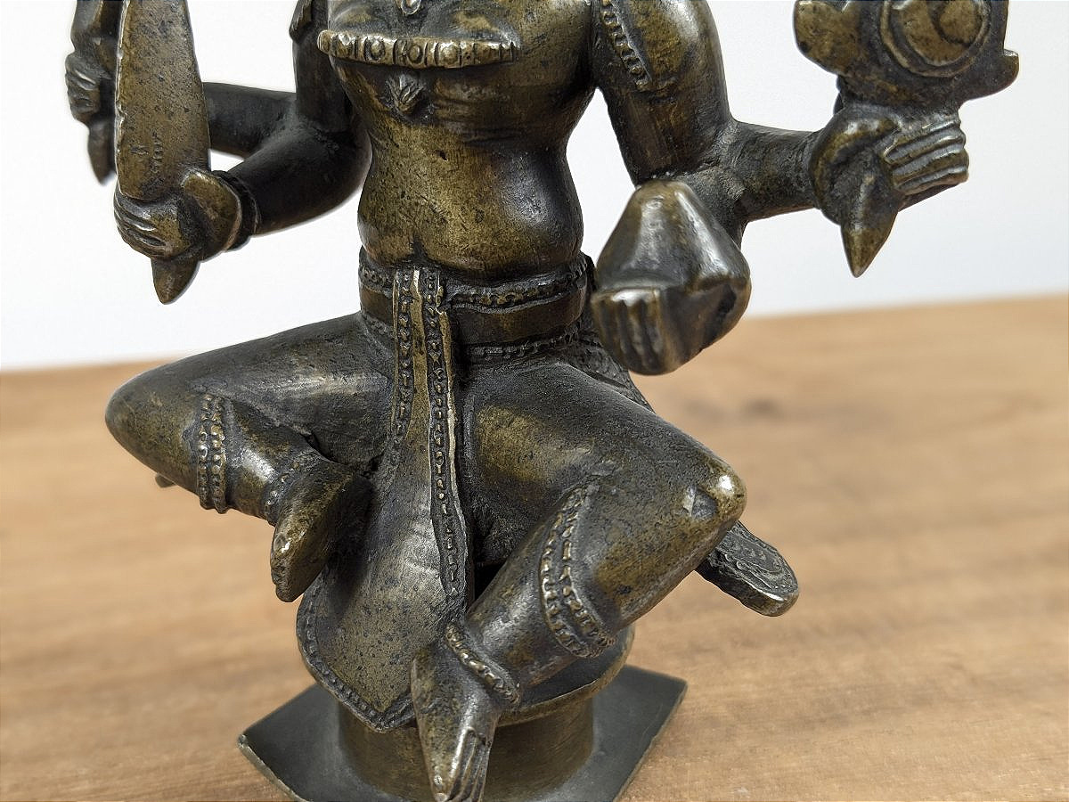 Vishnu - Bronze, India, 19th Century -photo-1