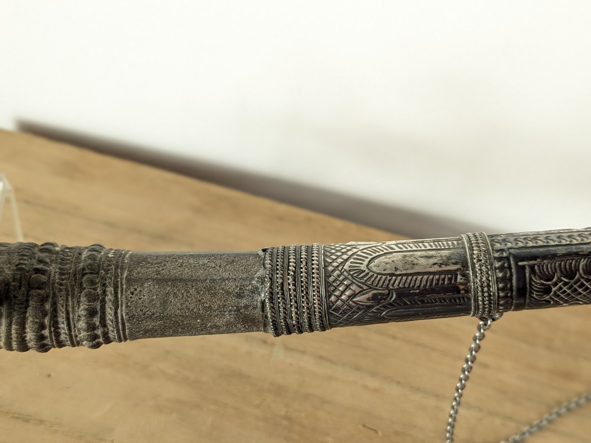 Grande pipe birmane en argent repoussé et ciselé – Birmanie, XIXe siècle-photo-5