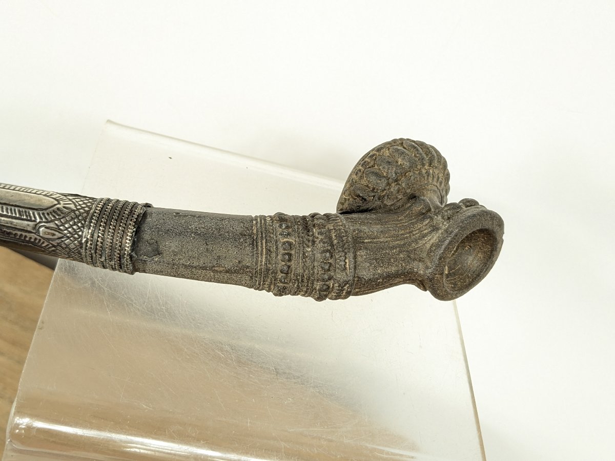 Grande pipe birmane en argent repoussé et ciselé – Birmanie, XIXe siècle-photo-6