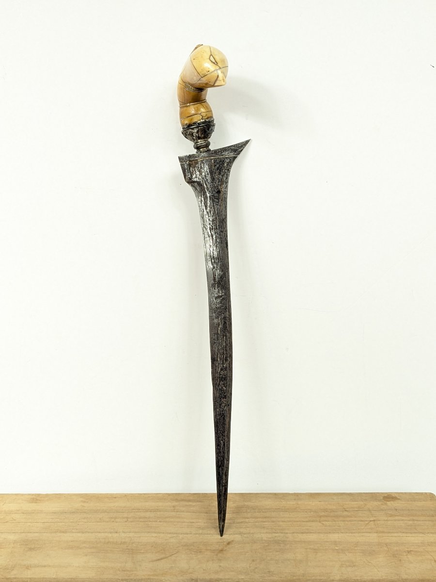 Keris With A Straight Blade And Carved Hilt, Indonesia, 19th Century-photo-4