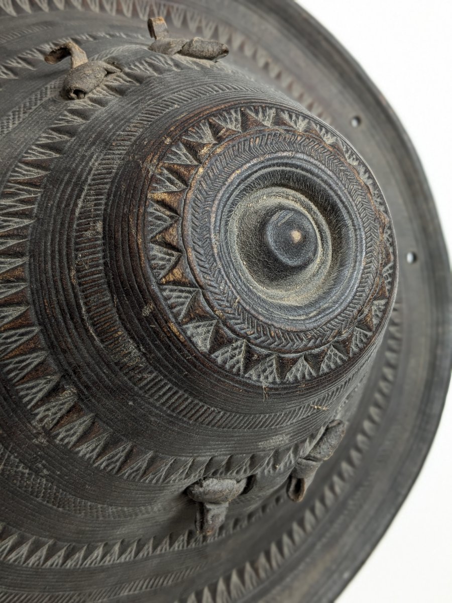 Ethiopian Leather Shield With Chevron Decoration, First Half Of The 20th Century-photo-4