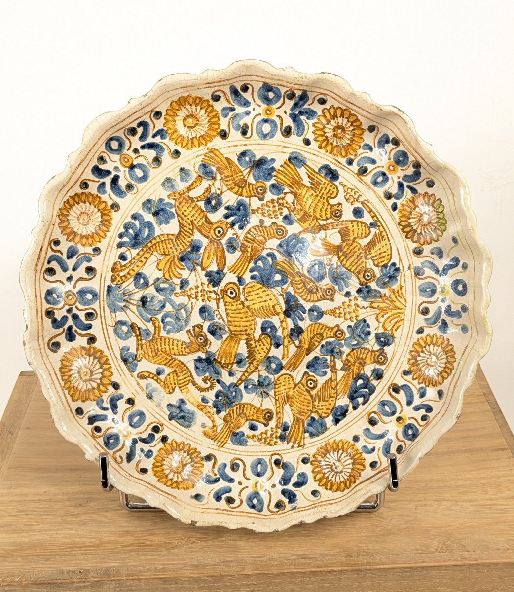 Crespina With Fantastic Animals—majolica, Italy, First Half Of The 16th Century.