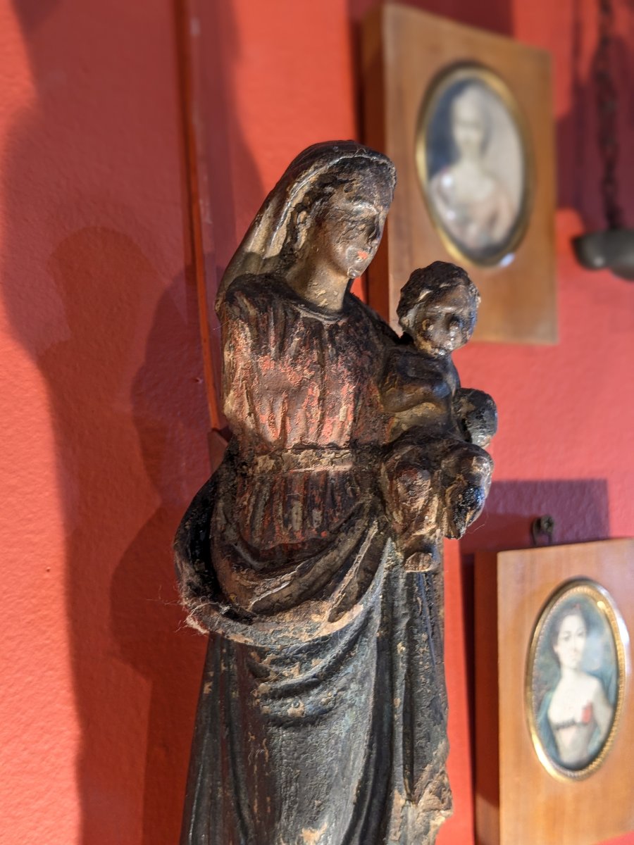 Virgin And Child – 17th-century Carved Wood-photo-3
