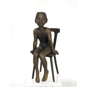  L&aacute;szl&oacute; Kutas (1936 -2003)- fillette assise - bronze ann&eacute;es 60 - 70 - &eacute;preuve d&#039;artiste.