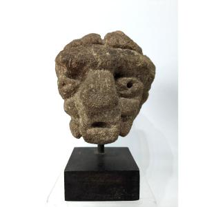 Tête en pierre - Mexique XIV-XVeme siècle - 
