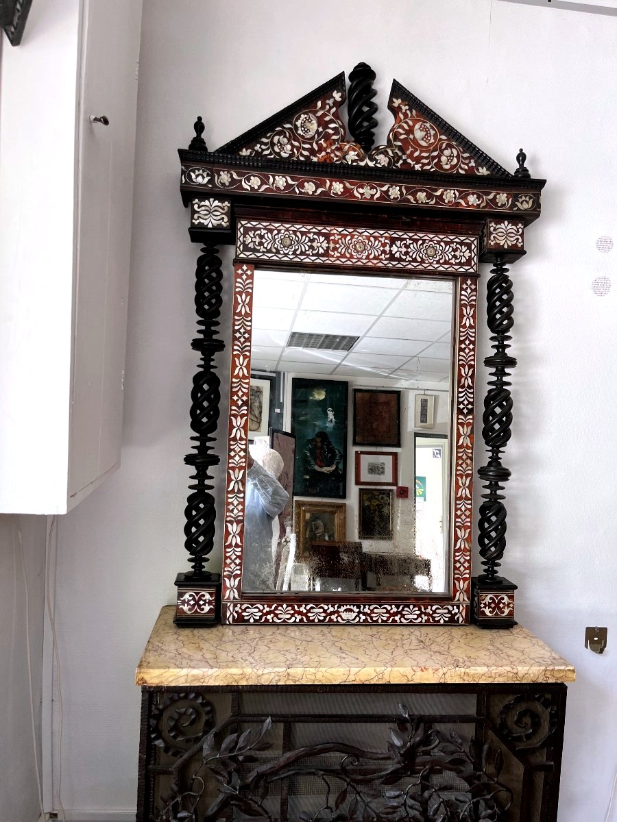 GRAND MIROIR  ANGLO-INDIEN 