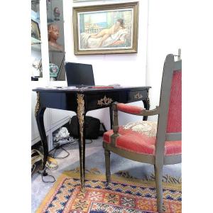 Small, Flat 19th-century Desk