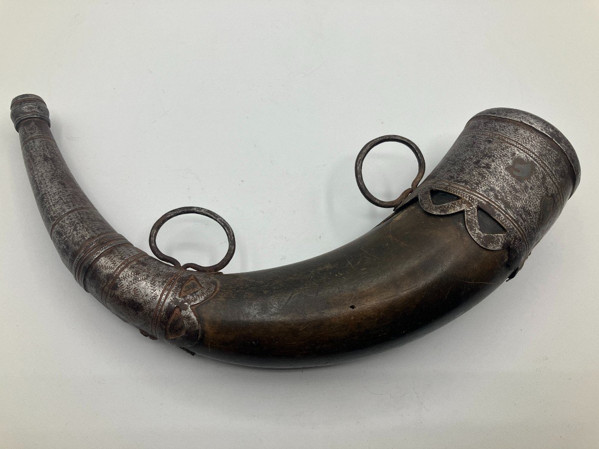 Powder Holder In Horn And Forged Iron