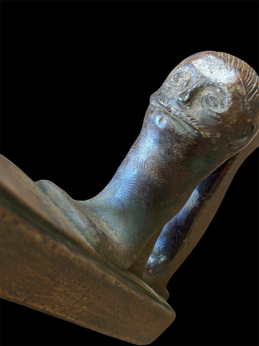 Rabot de charpentier en bois sculpté 18e-19e siècle-photo-1