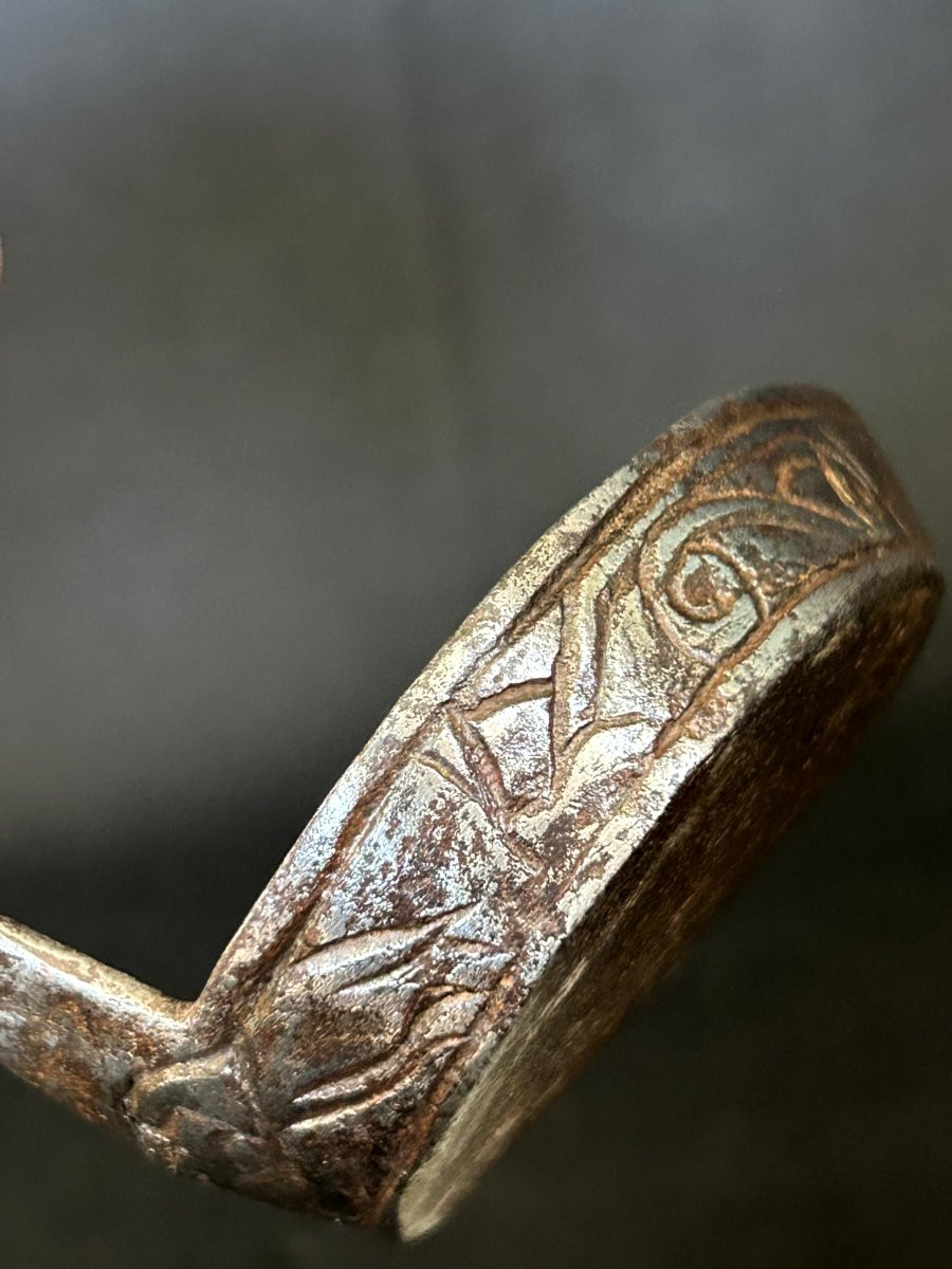 Iron Oil Lamp-photo-1