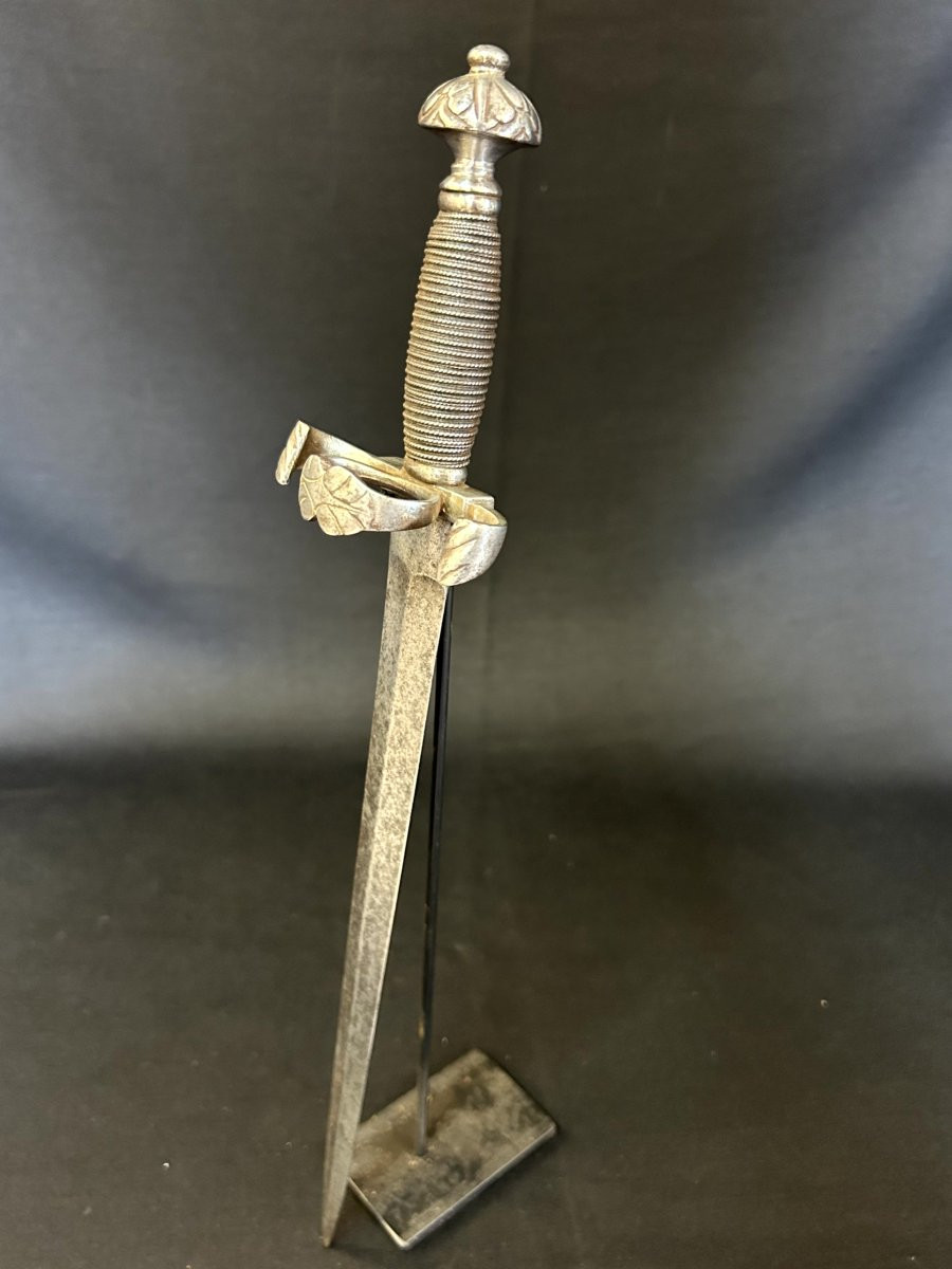 Dague en fer forgé (pour gaucher)-photo-2