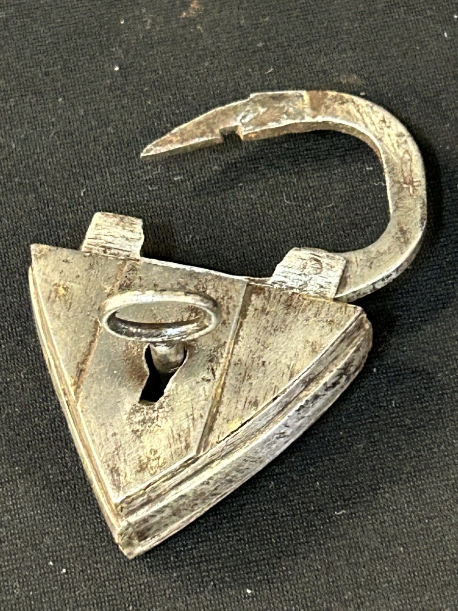 Iron Padlock With Key-photo-5