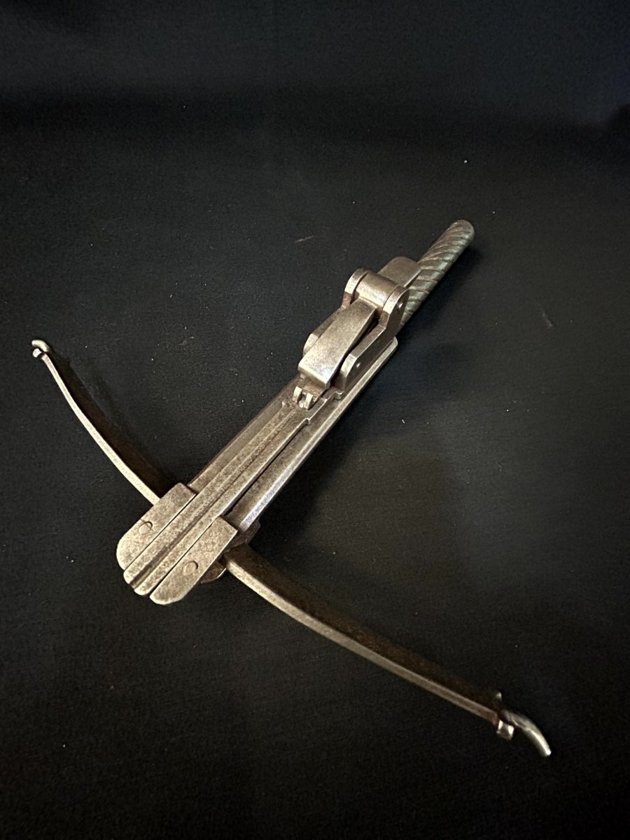 Petite arbalète en fer forgé-photo-4