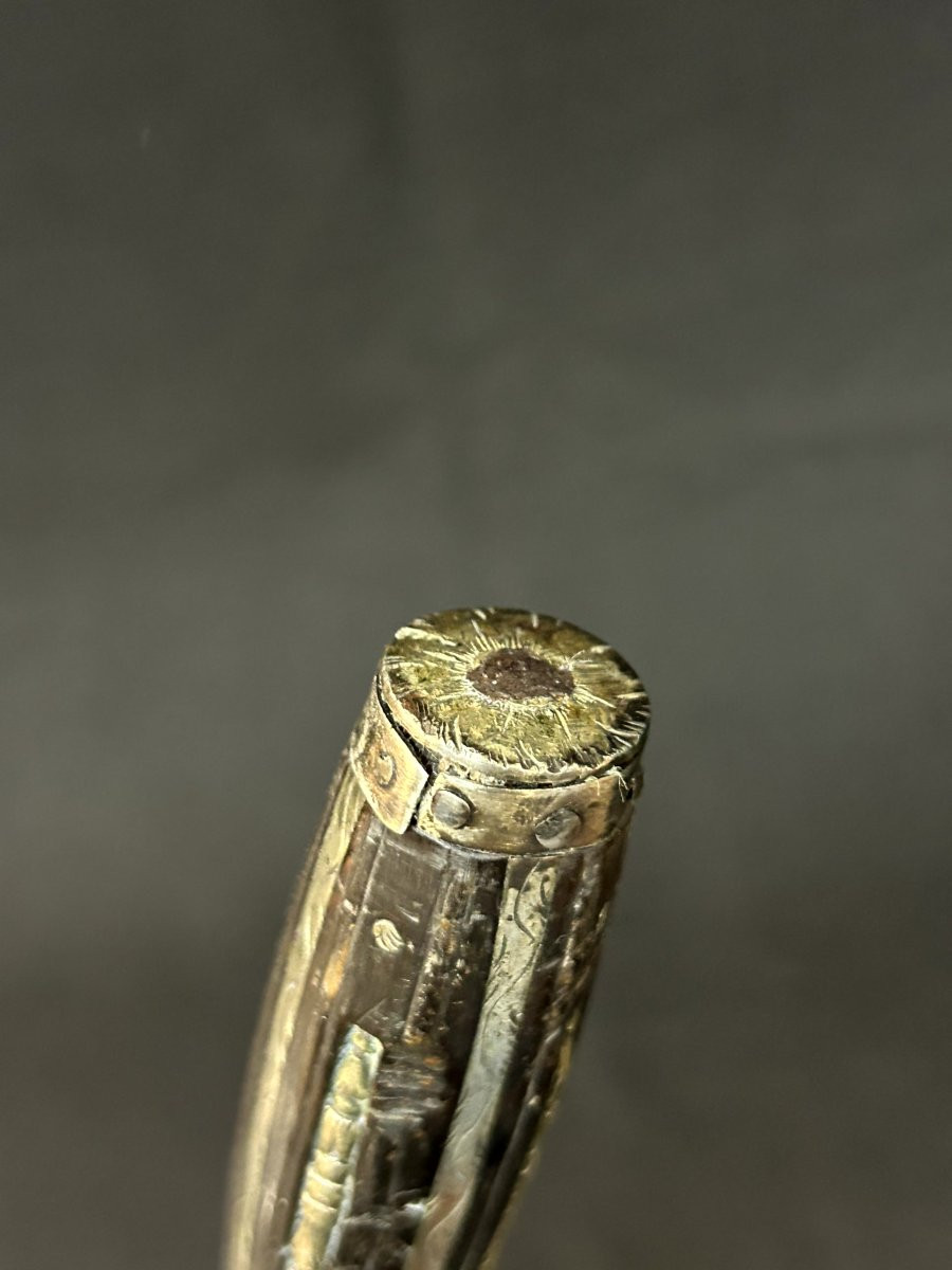 Couteau d'aristocrate en fer forgé avec manche en corne-photo-2