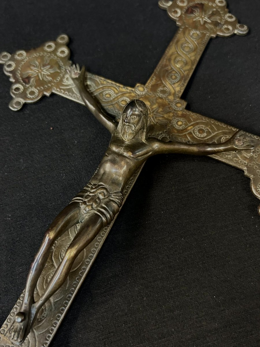 Christ In Bronze-photo-5