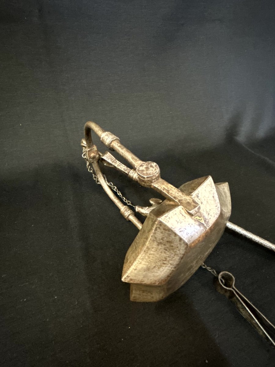 Wrought-iron Oil Lamp-photo-2