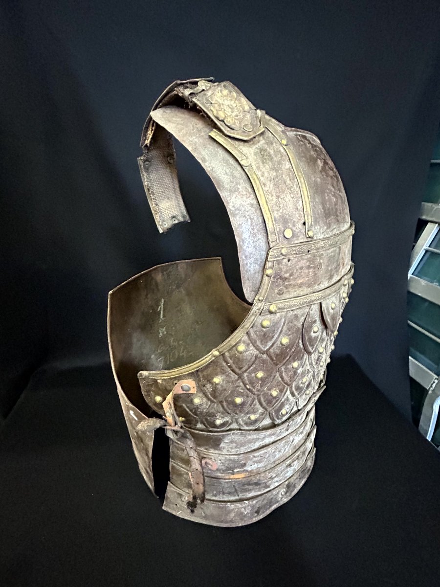 Poitrine et dos d'armure en fer-photo-4