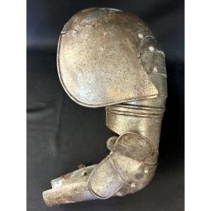 Bras d'armature en fer forgé