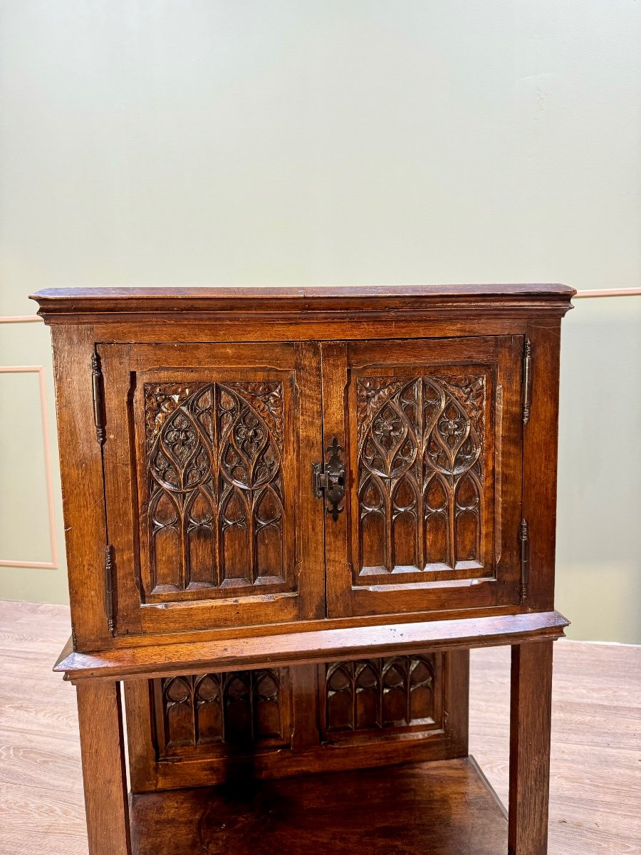 Small Credenza In Natural Wood In Neo-gothic Style 19th Century-photo-1
