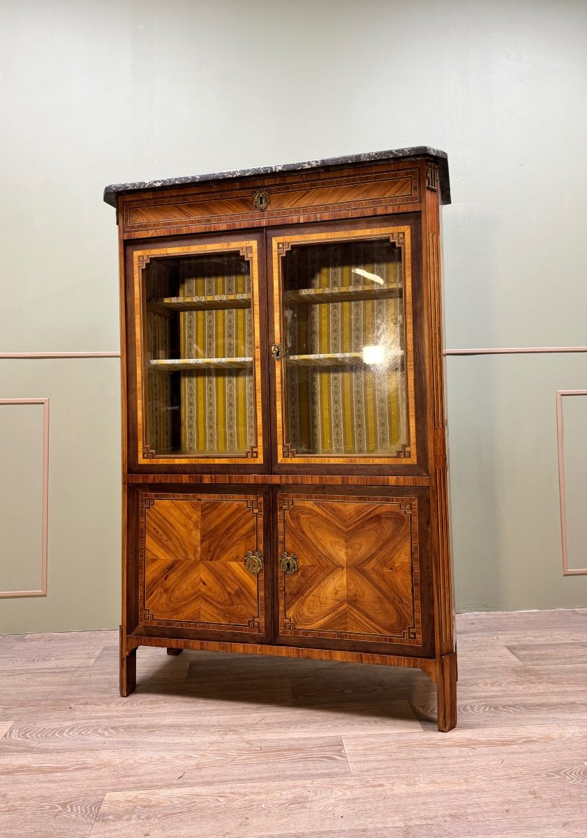 Louis XVI Marquetry Showcase XVIII Eme Century 
