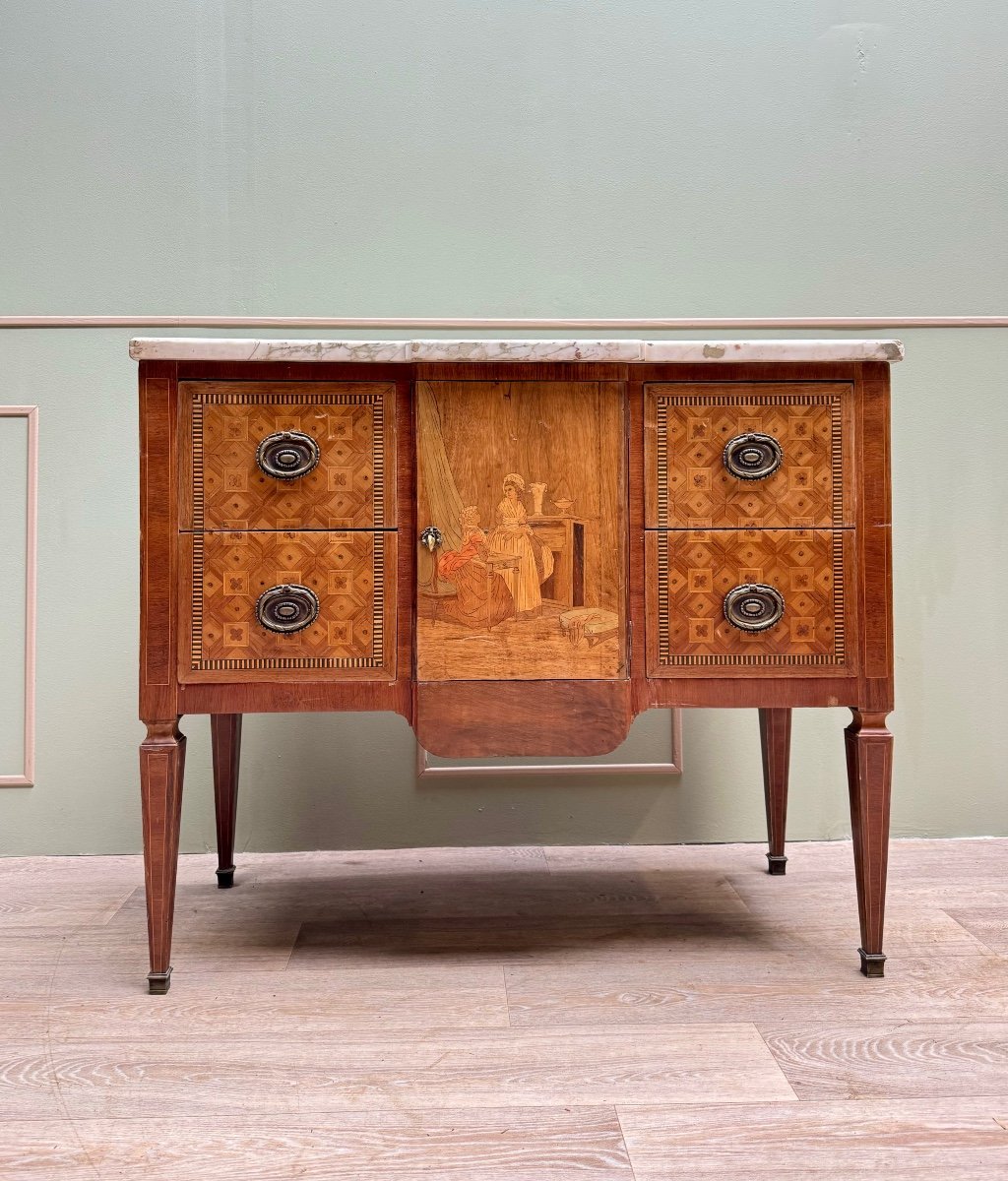 Commode In Marquetry With Central Projection In Transition Style 19th Century 