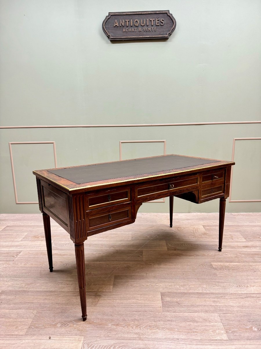 Bureau Plat à Tirettes En Acajou De Style Louis XVI XIX Eme Siècle 