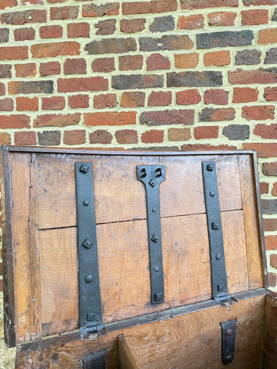 Chest In High Period Oak From XVII Eme Century -photo-8