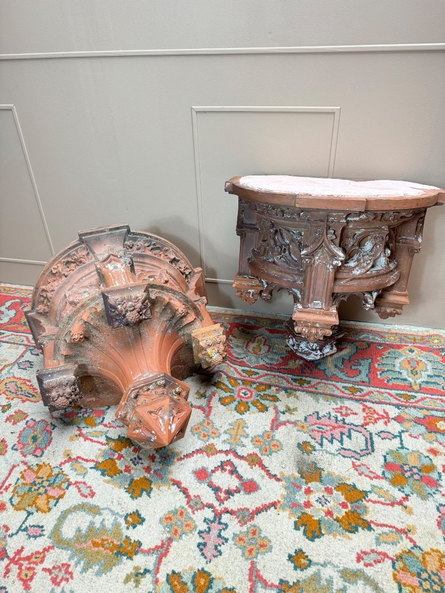 Pair Of Large Gothic Style Wall Consoles From The 18th Century -photo-2