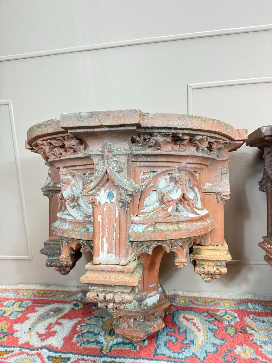 Pair Of Large Gothic Style Wall Consoles From The 18th Century -photo-3